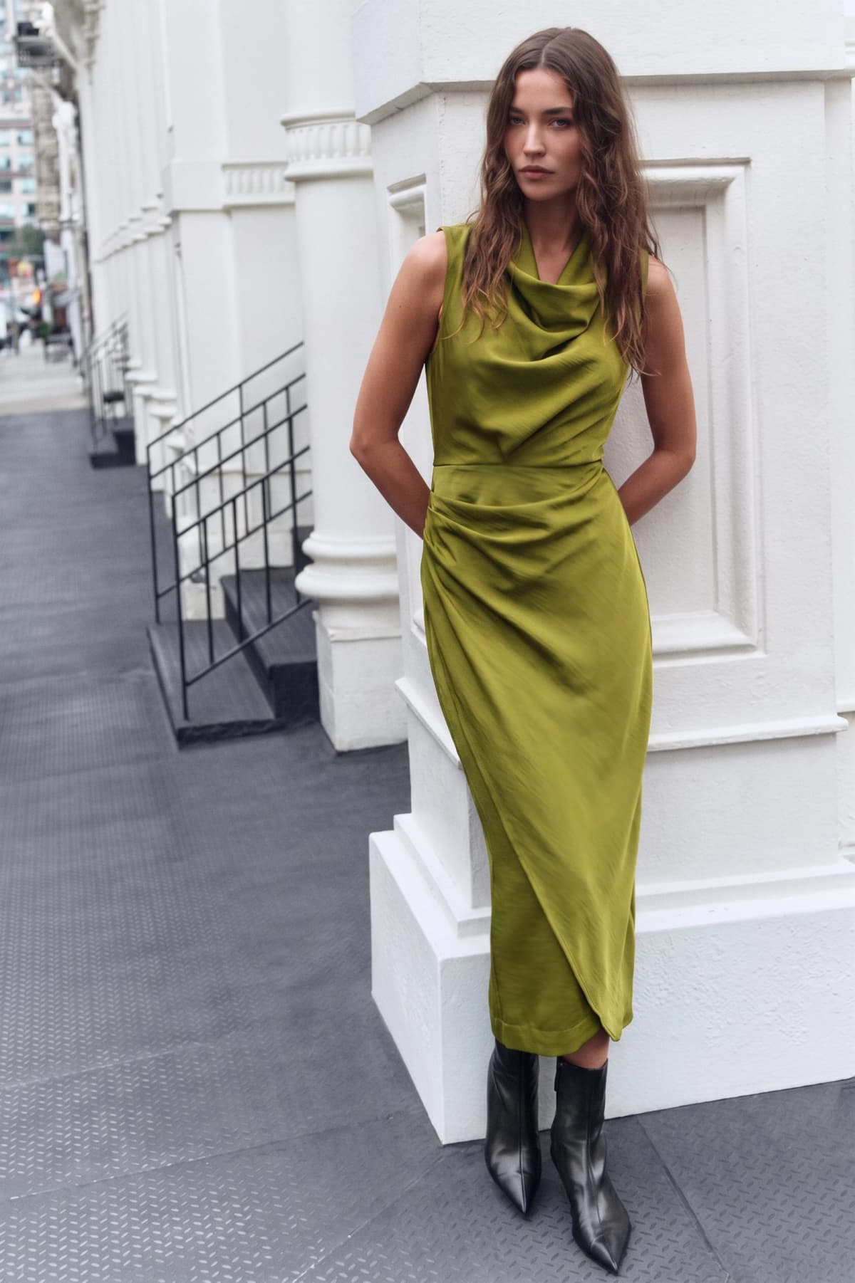 D8566 - OLIVE
