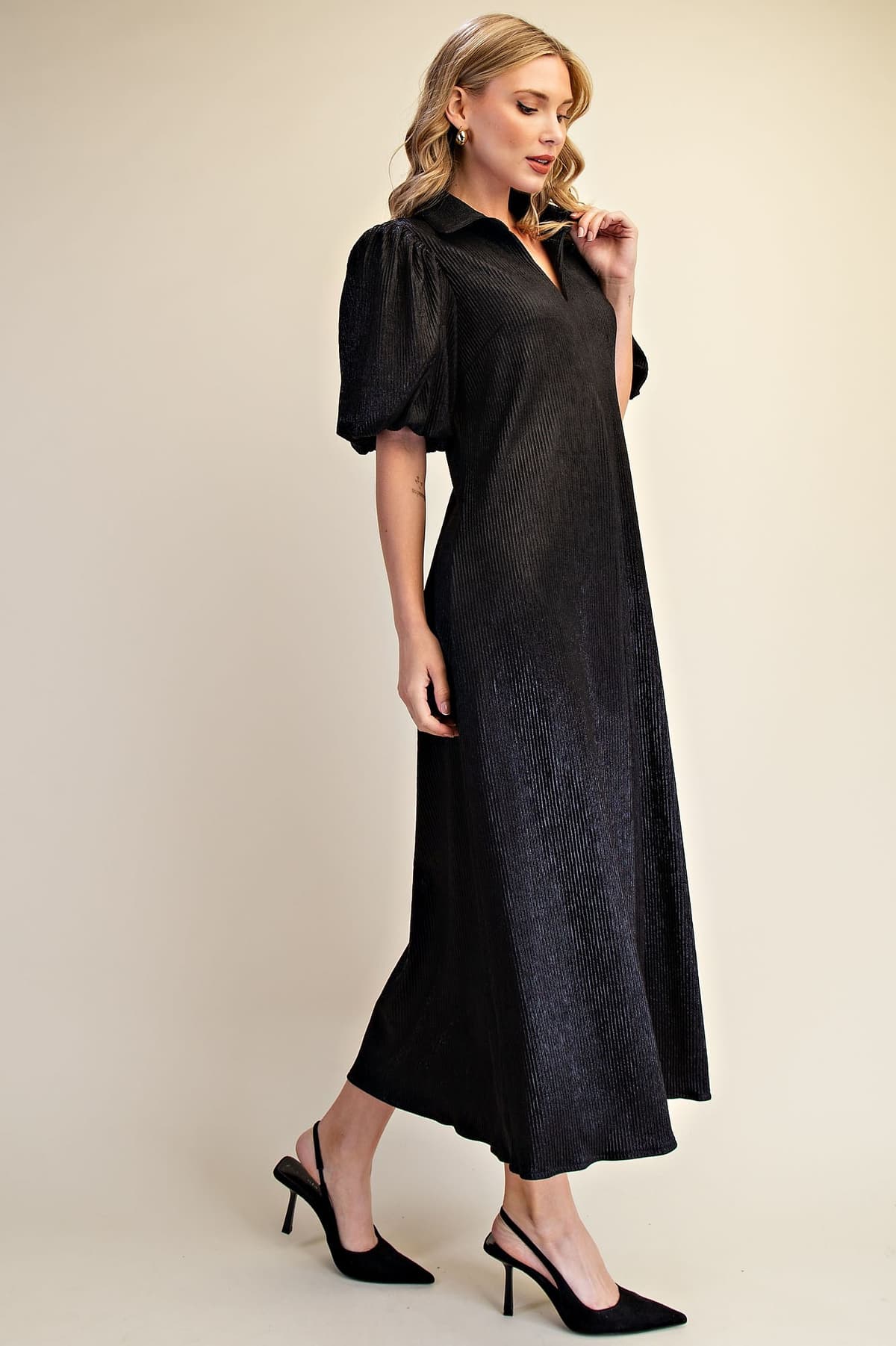D8607 - BLACK