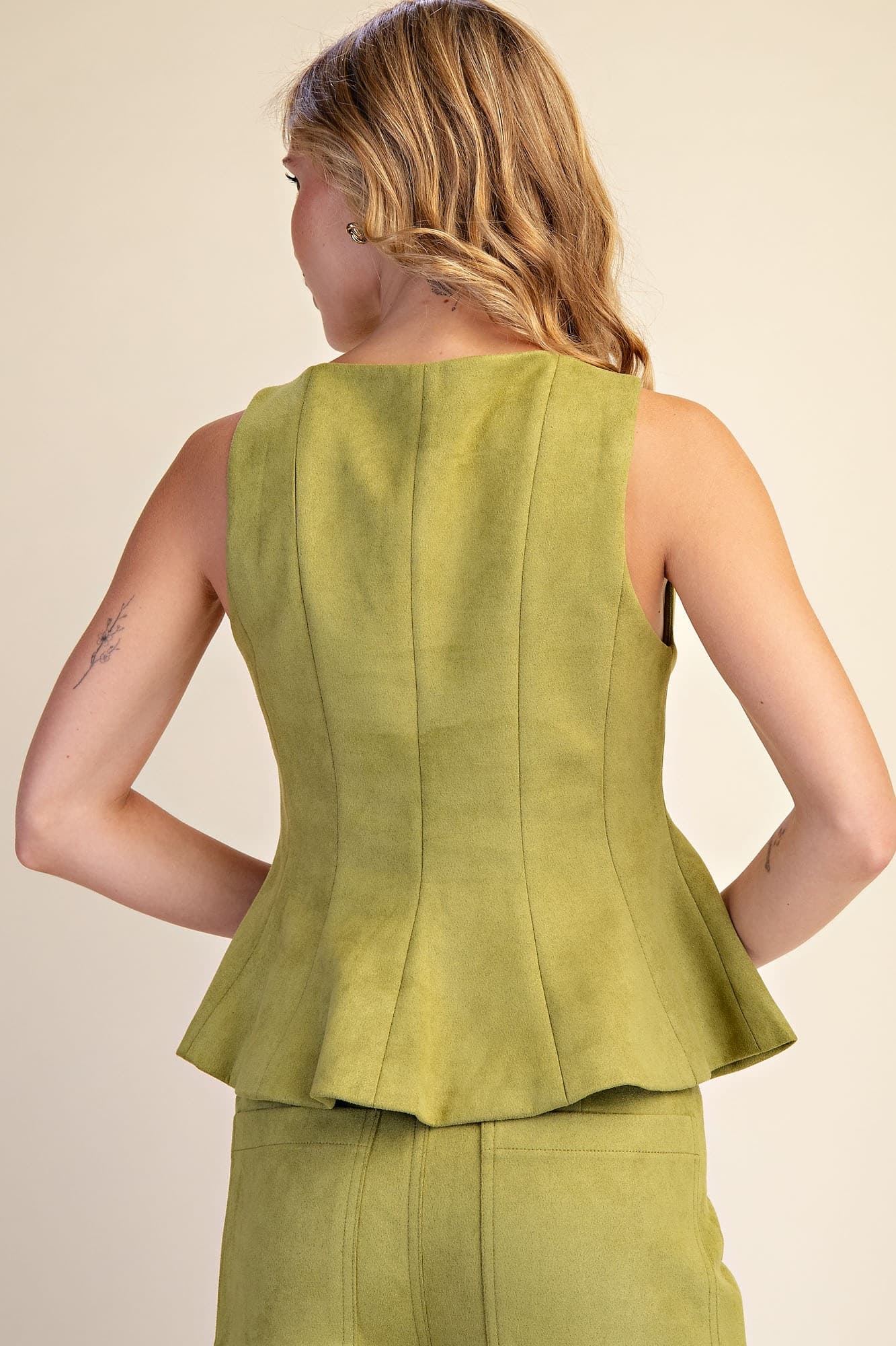 T9532 - OLIVE