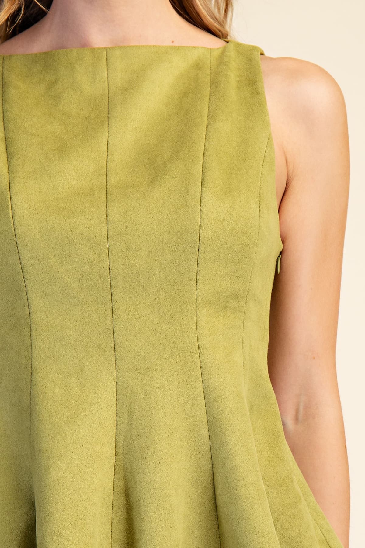 T9532 - OLIVE