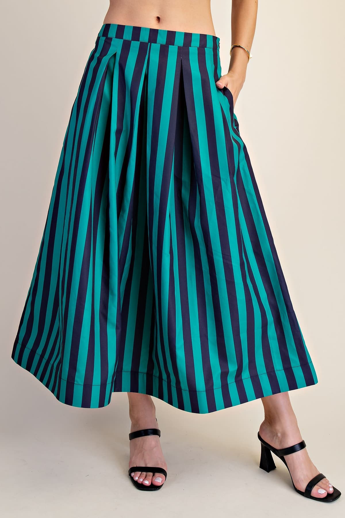 S8621 - NAVY