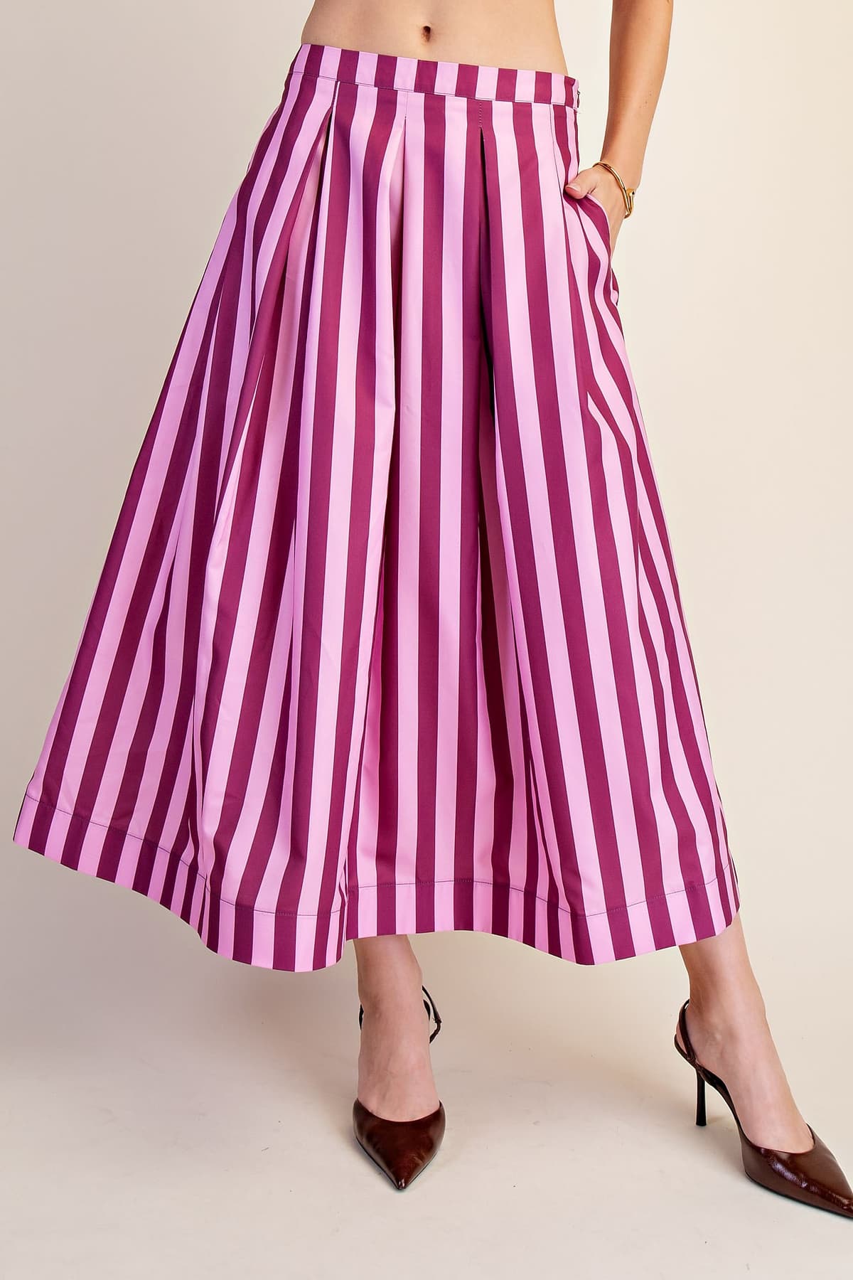 S8621 - PLUM