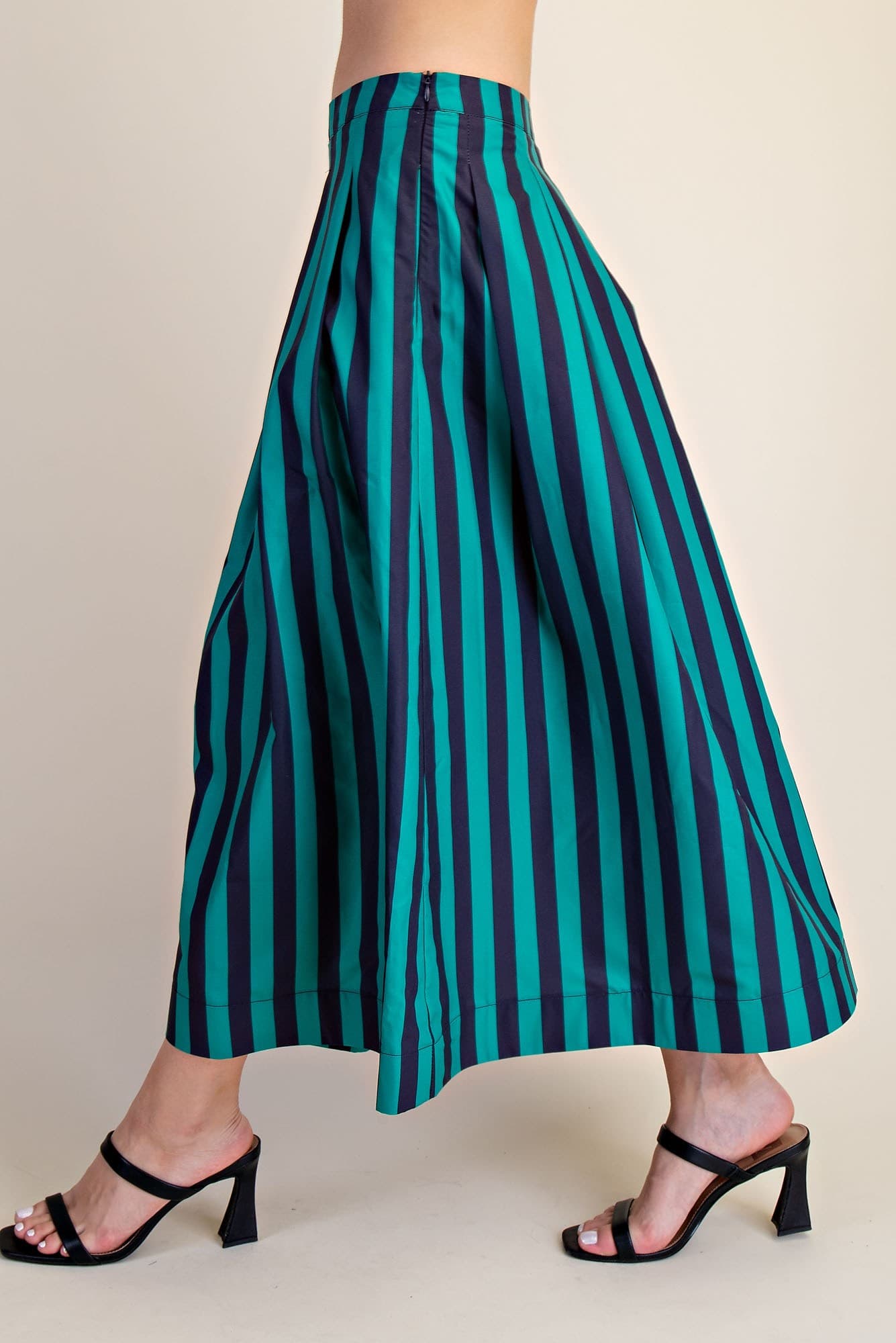 S8621 - NAVY