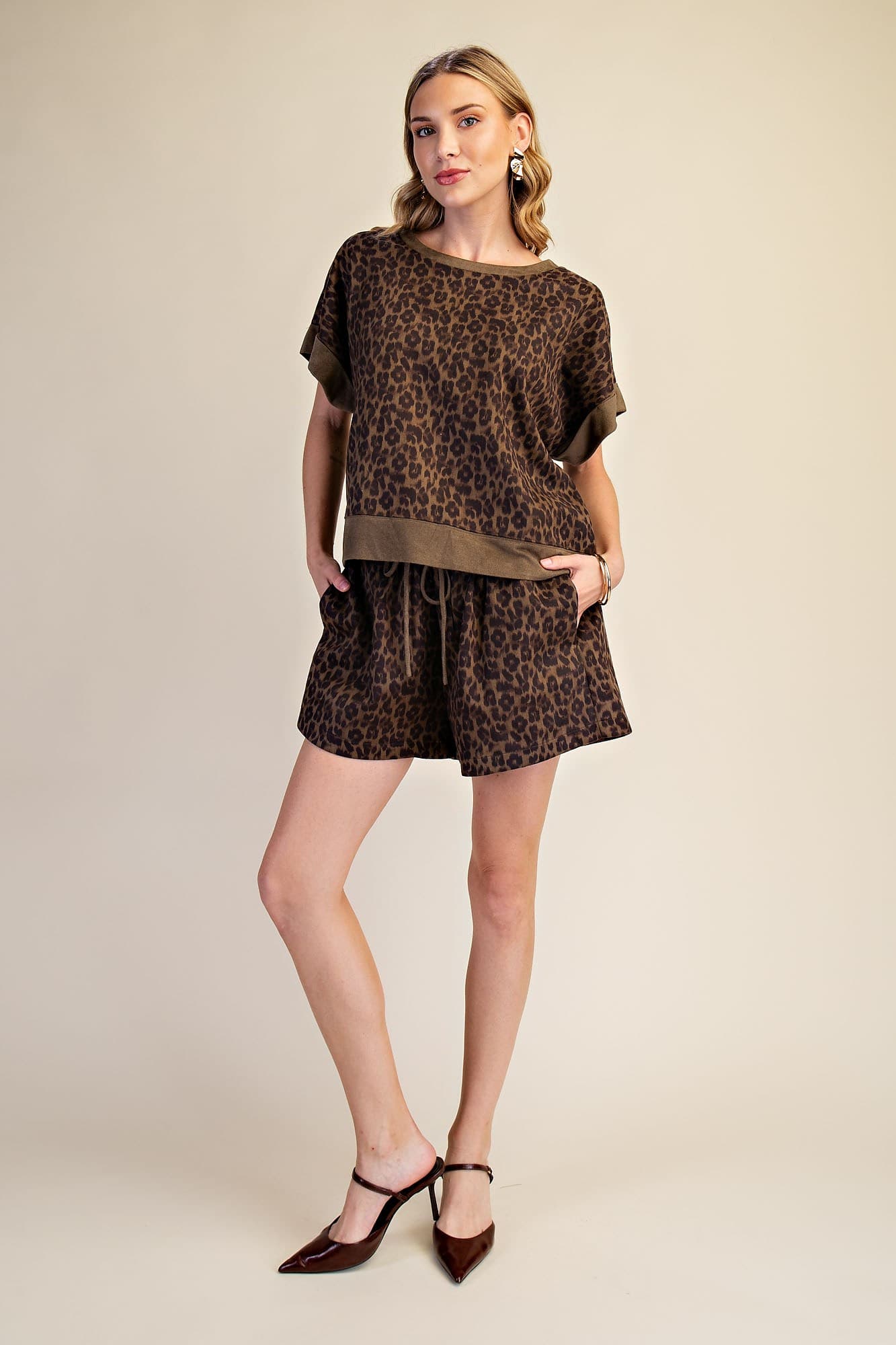 T9427 - OLIVE