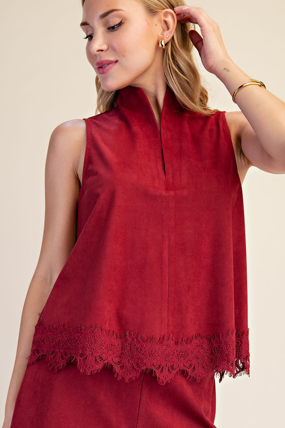 T8569 - BURGUNDY