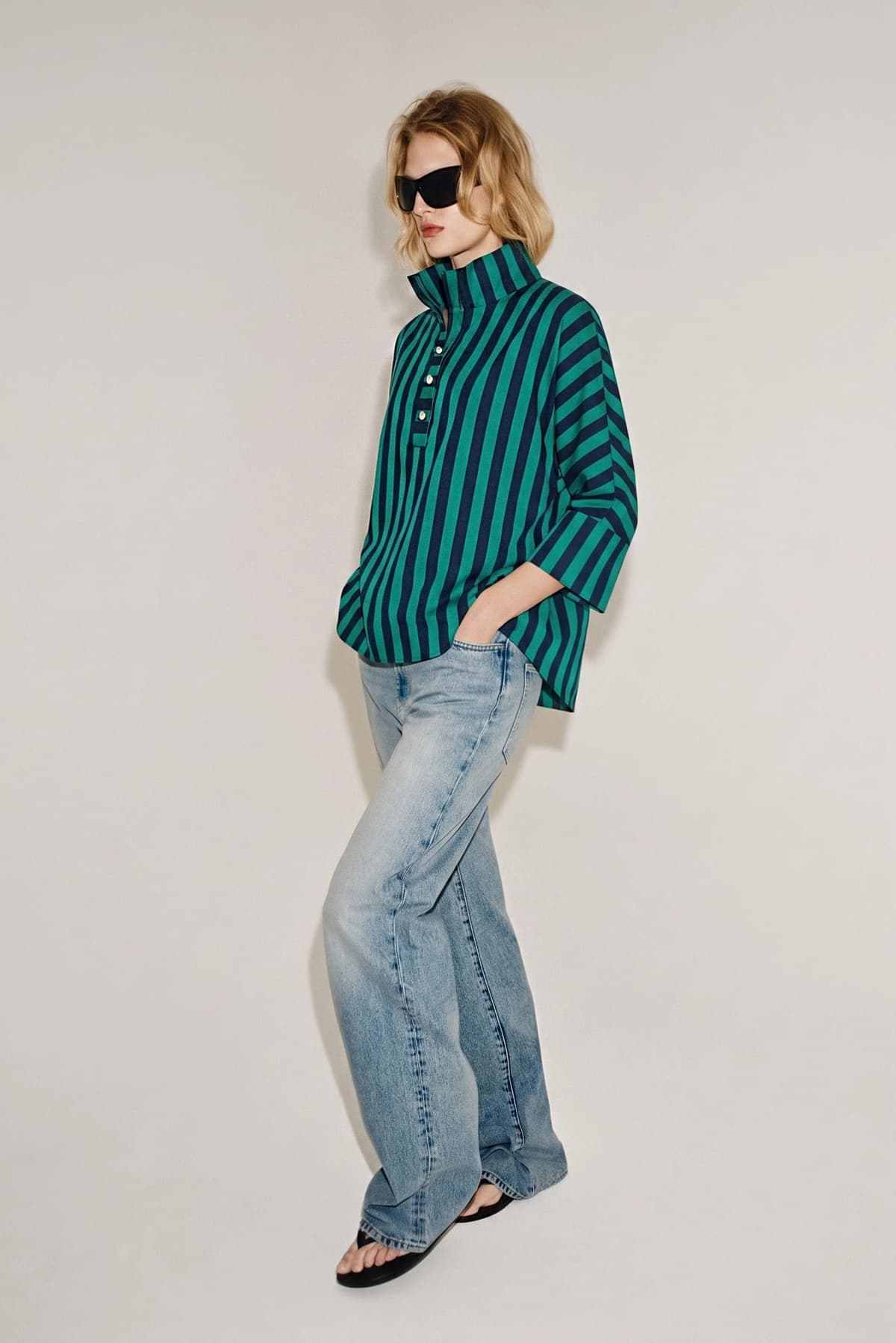 T8573 - NAVY