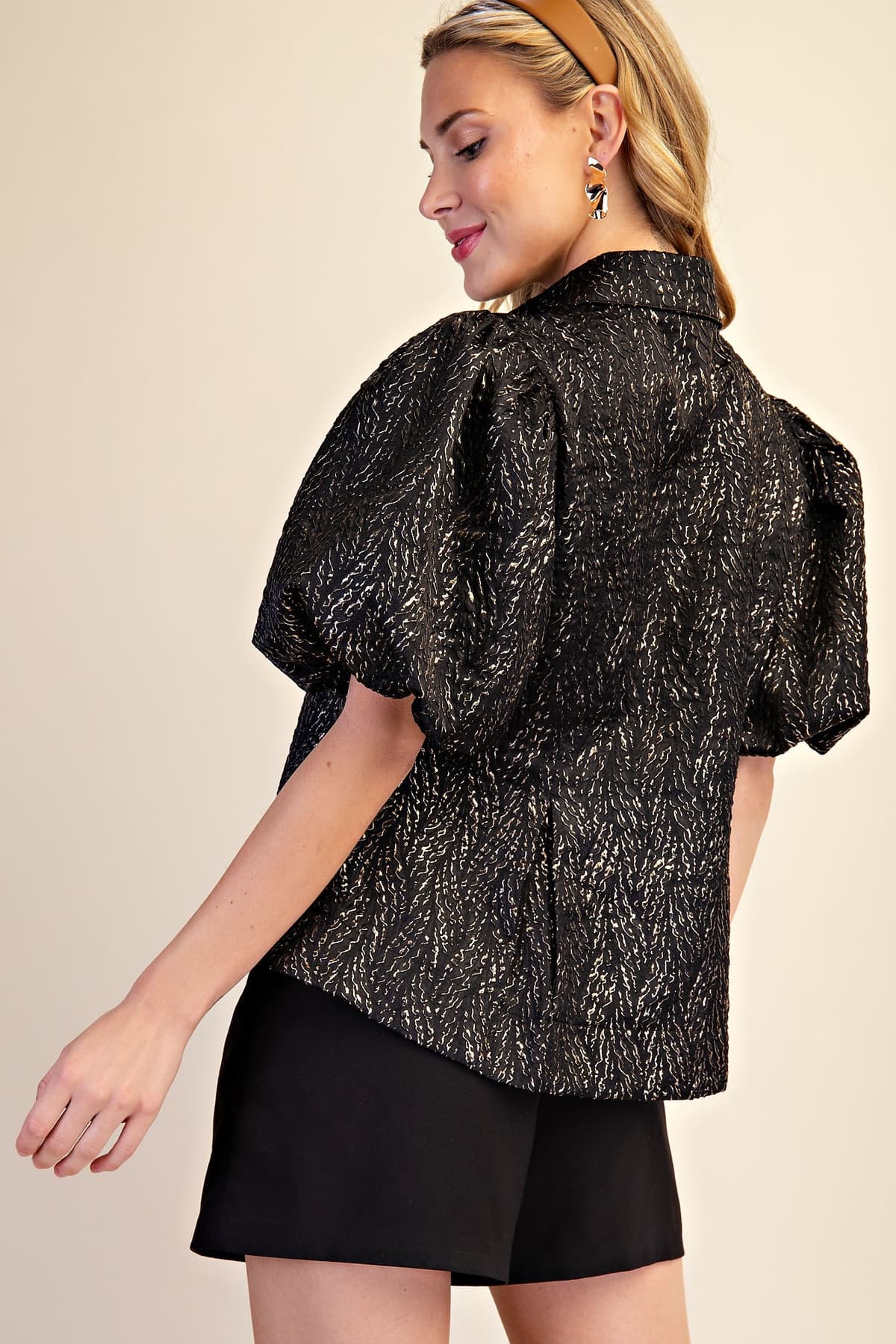 T8643 - BLACK