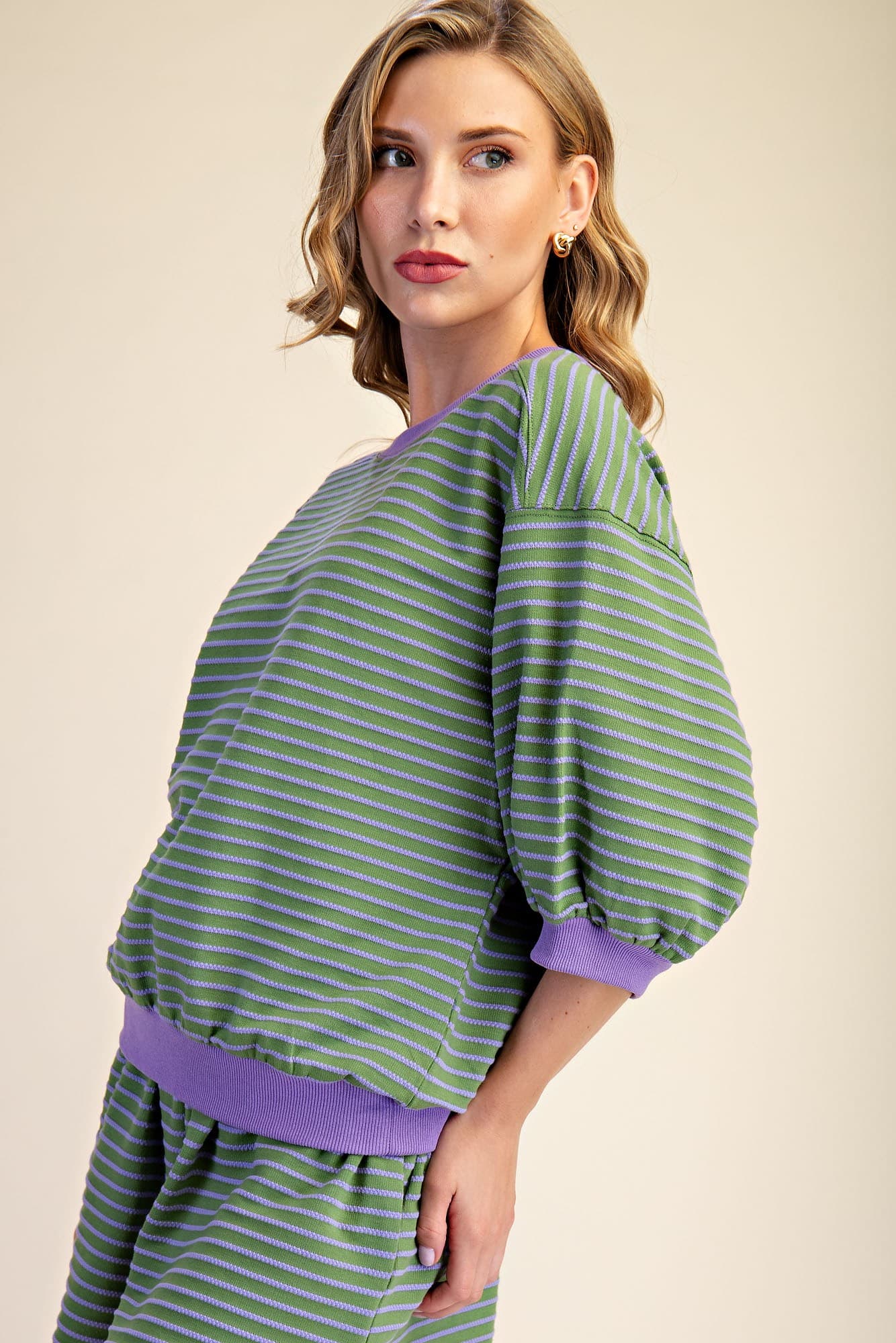 T8598 - GREEN