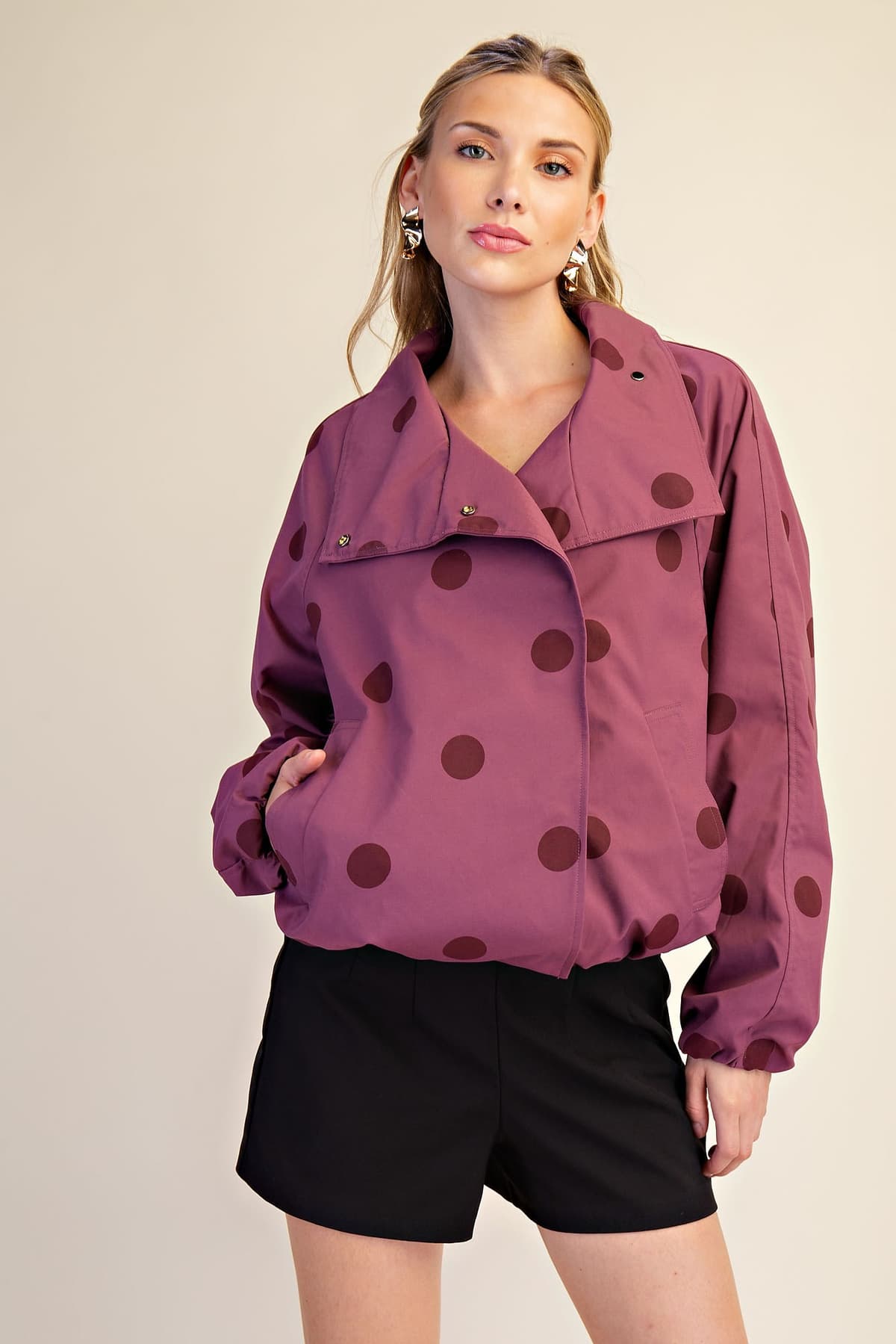 J8561 - PLUM