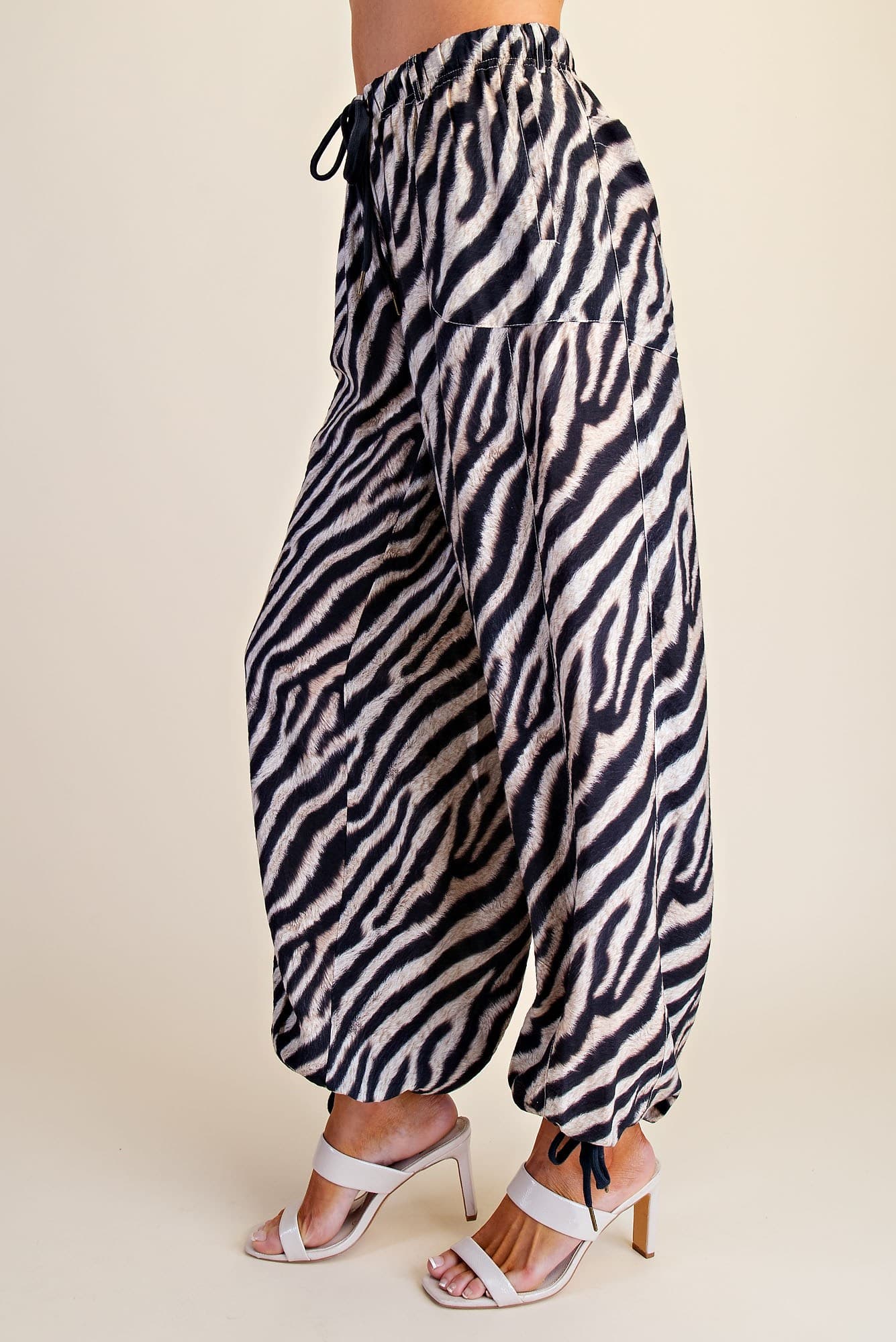 P9507 - BLACK