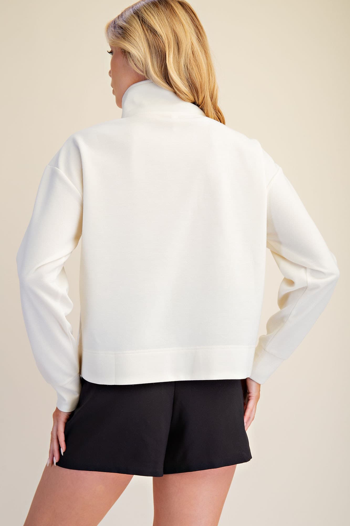 T8637 - WHITE