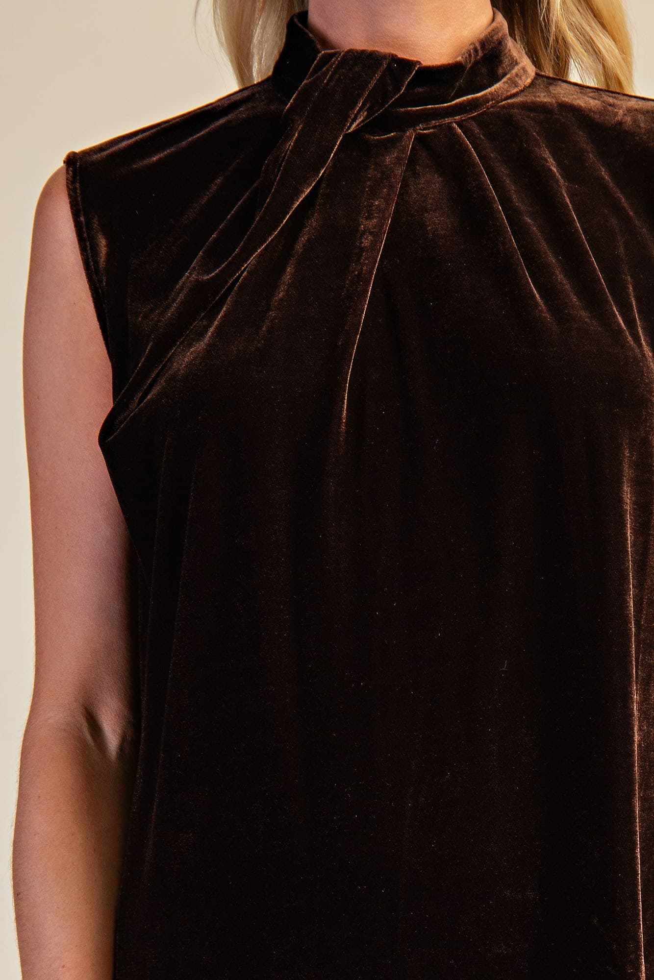 D8639 - BROWN