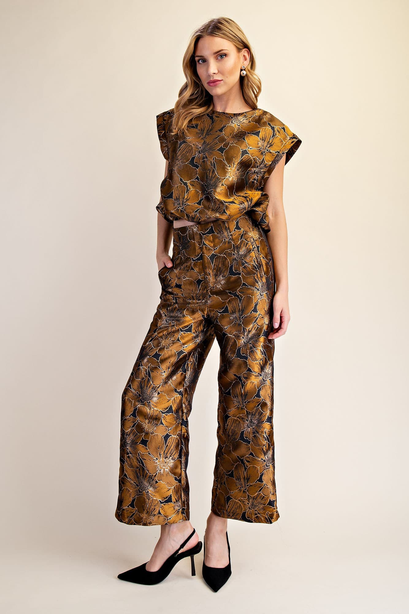 P8648 - BROWN