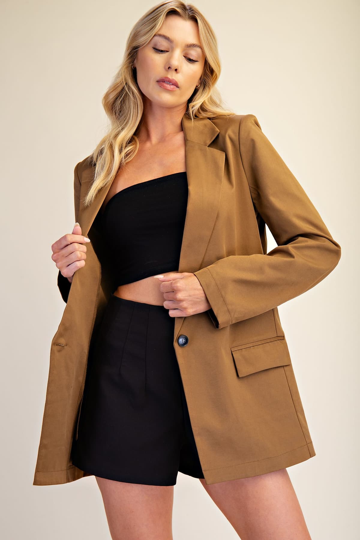 J8605 - CAMEL