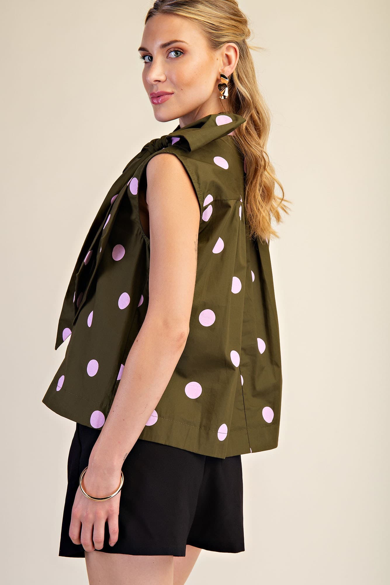 T8660 - OLIVE