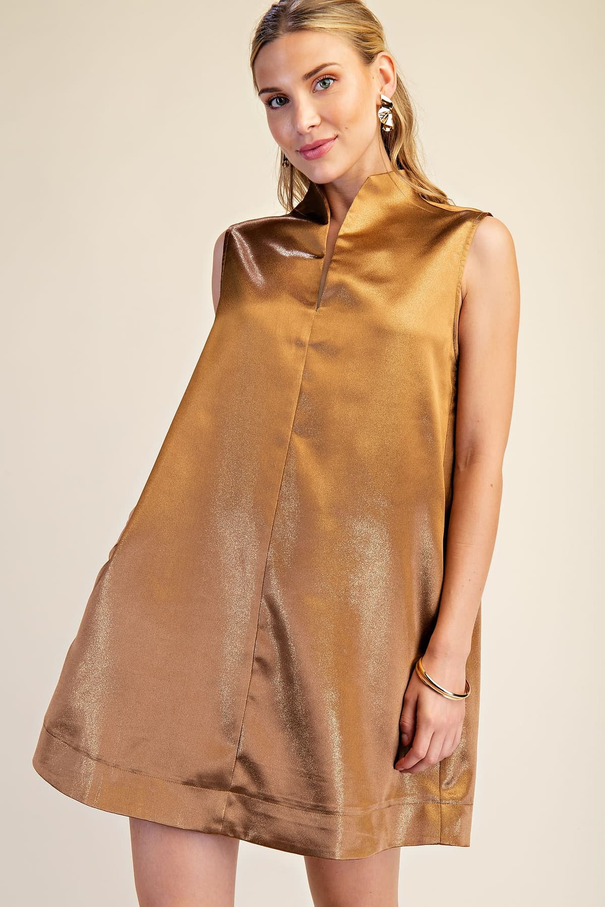 D8666 - GOLD
