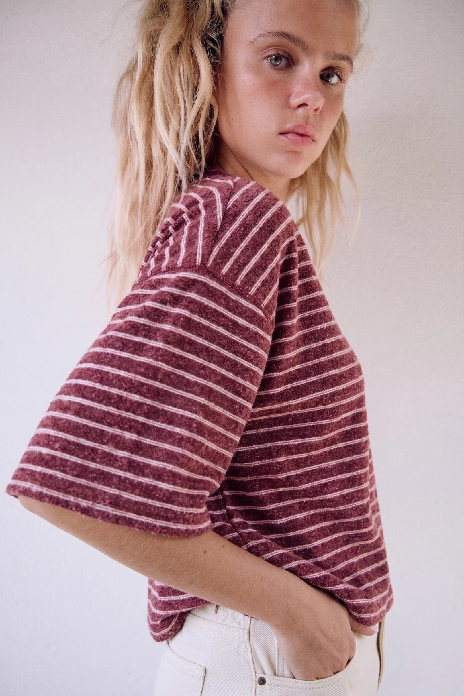 T8652 - BURGUNDY