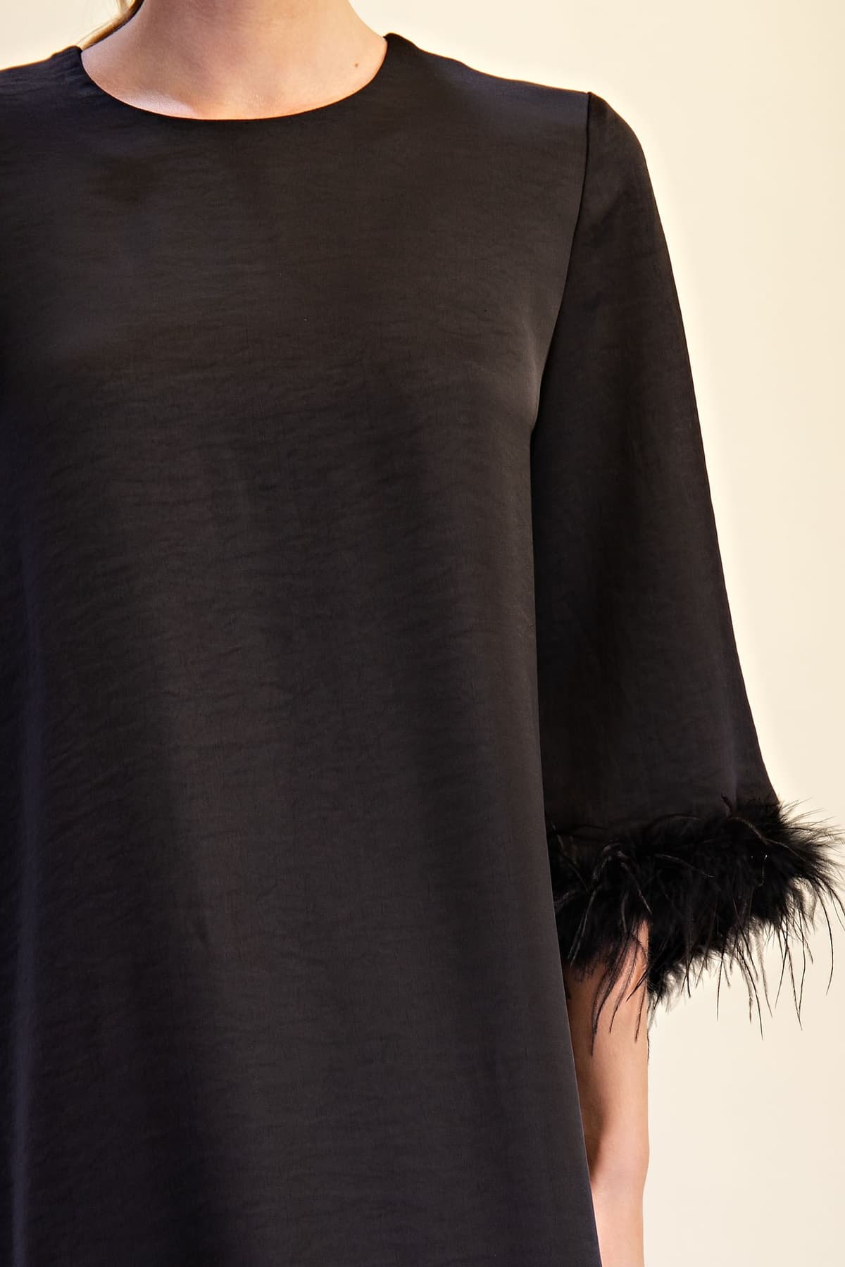 D8619 - BLACK