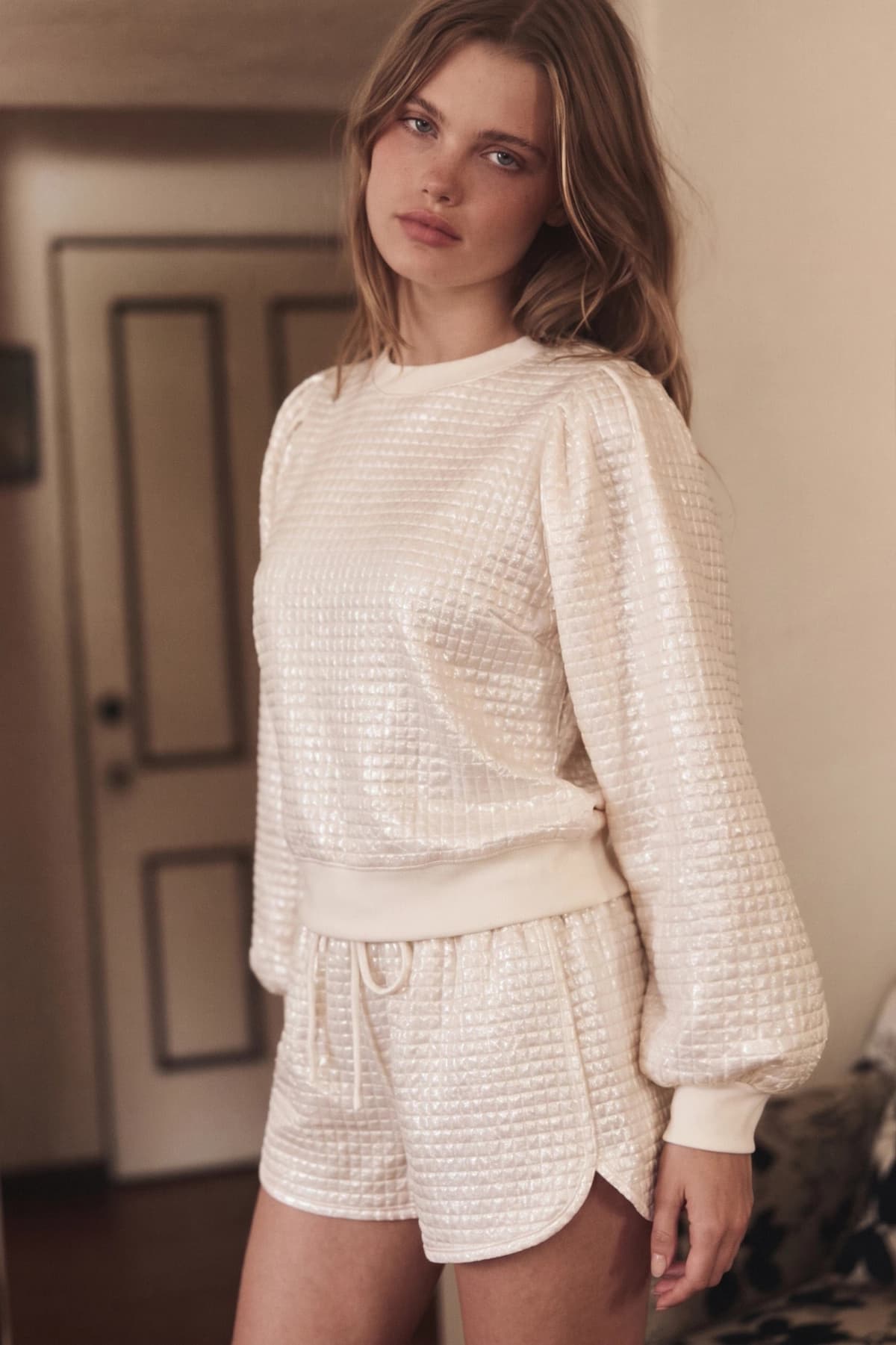 P9438 - CREAM